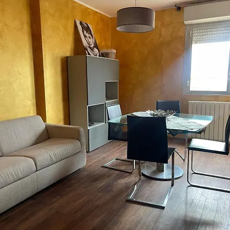 Apartment Sea